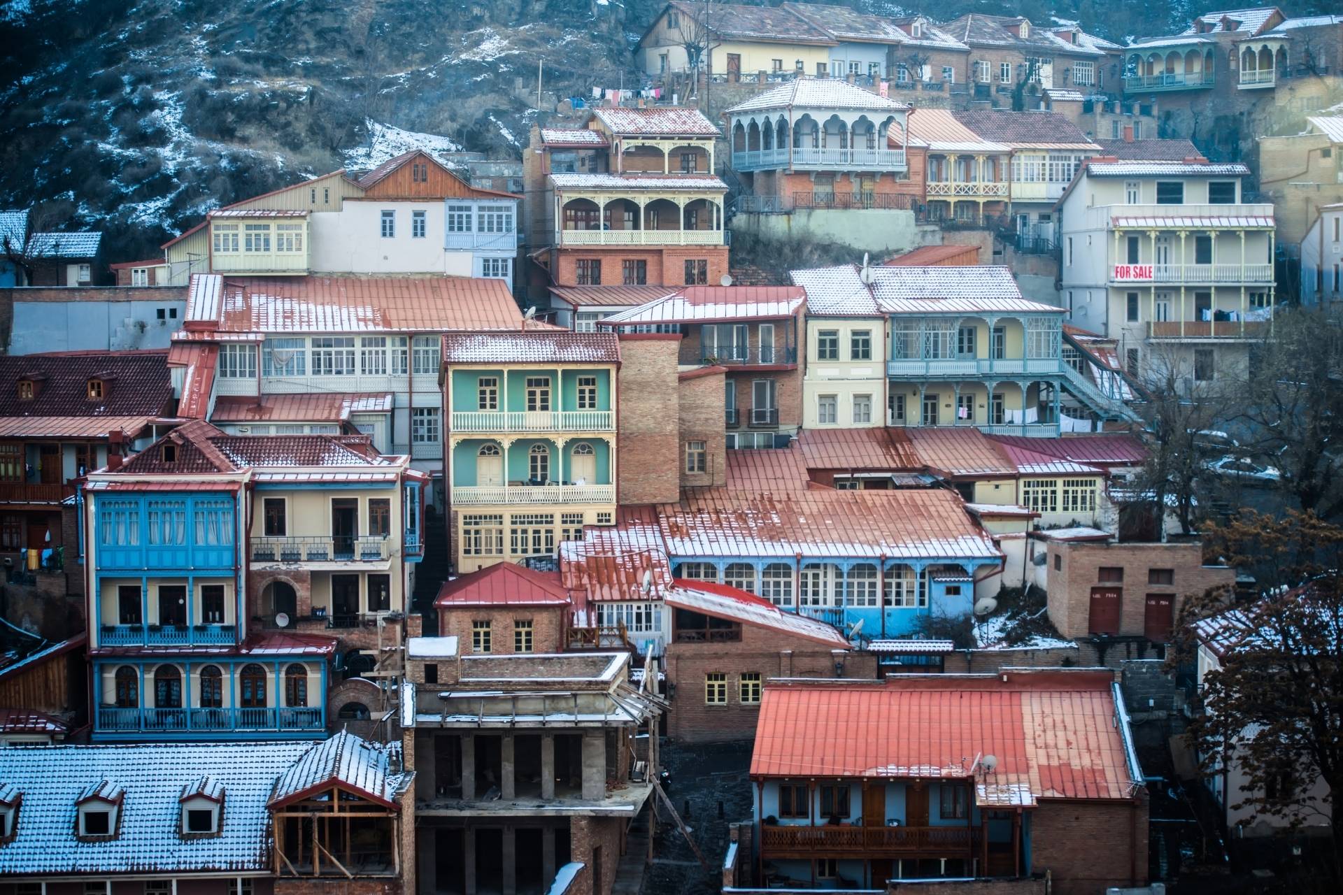Expat Jobs For Foreigners in Tbilisi: How To Get Hired