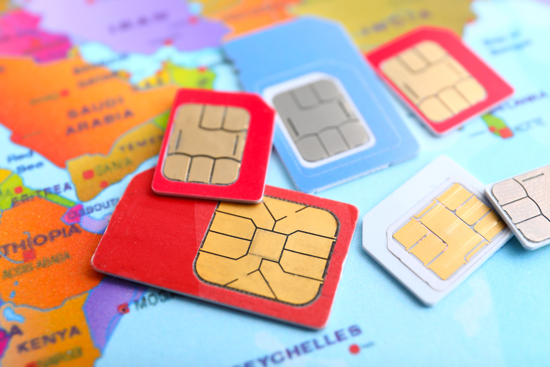 Expat-friendly SIM Cards & Price Comparison